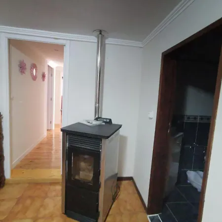 O Mercadinho Habitación en casa particular Poiares